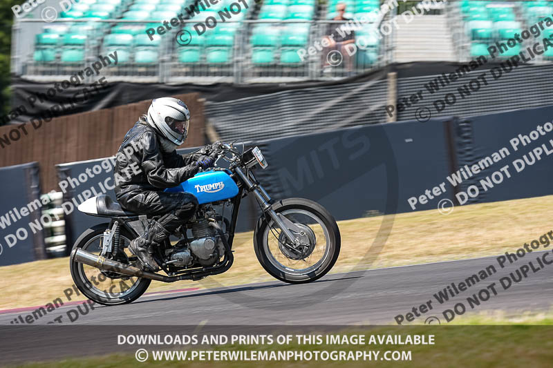 cadwell park;cadwell park photographs;cadwell trackday photographs;enduro digital images;event digital images;eventdigitalimages;peter wileman photography;racing digital images;trackday digital images;trackday photos